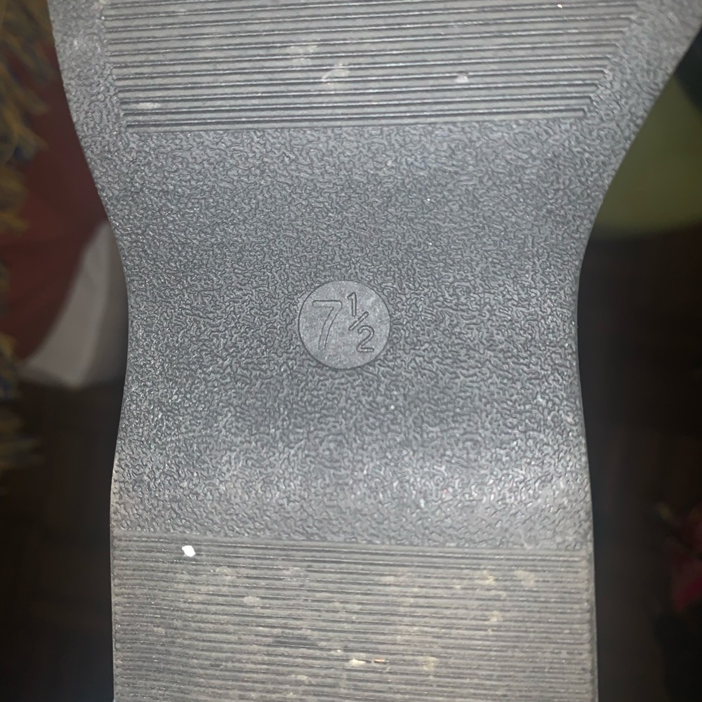 Black Clogs - Picture 4 of 5